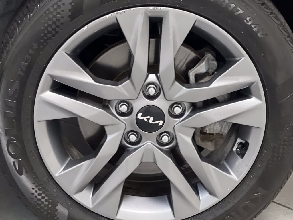 Used 2023 Kia Seltos S w/ Navigation Package AWD/4WD image 70