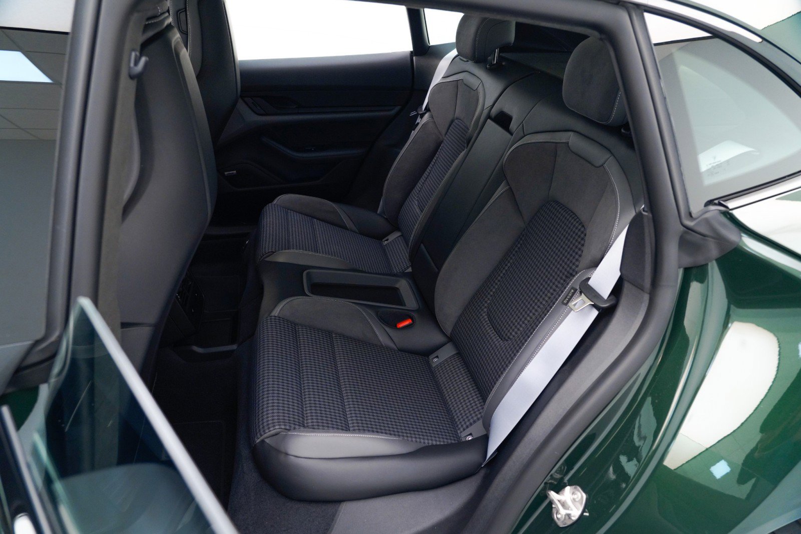 New 2026 Porsche Taycan Turbo Cross Turismo image 33