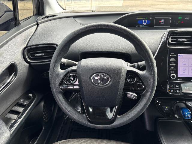Used 2022 Toyota Prius L Eco image 14