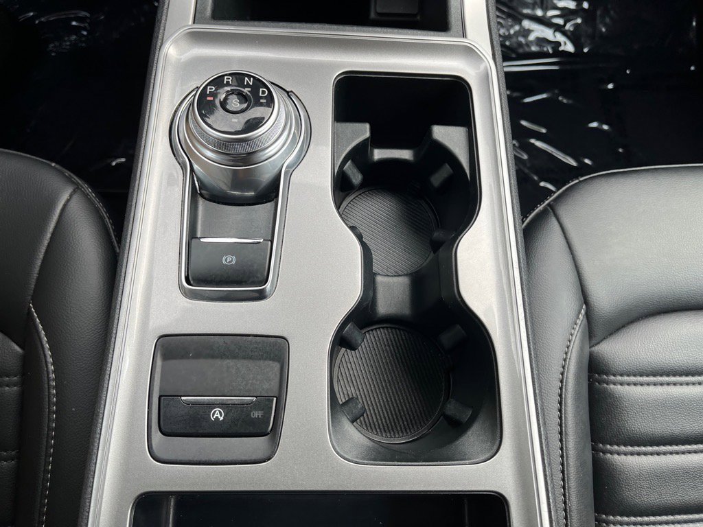 Used 2024 Ford Edge SEL image 19