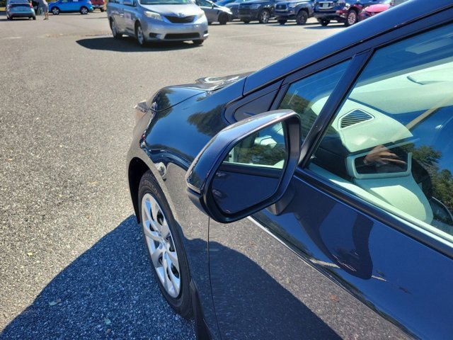 Used 2026 Toyota Corolla LE image 18