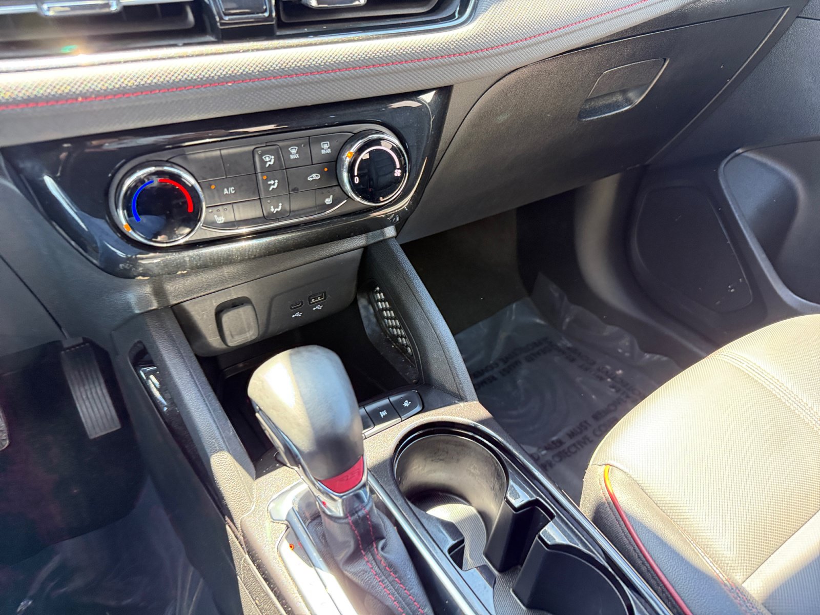 Used 2024 Chevrolet TrailBlazer RS FWD image 13