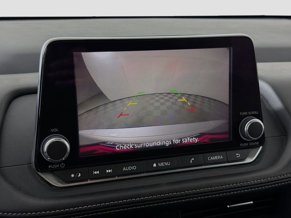Used 2024 Nissan Rogue SV AWD/4WD image 17
