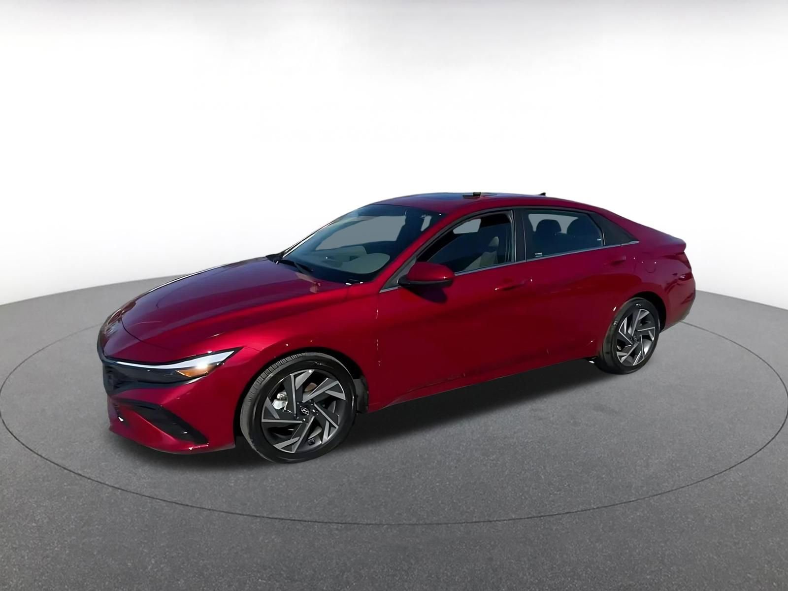 Used 2025 Hyundai Elantra SEL image 4