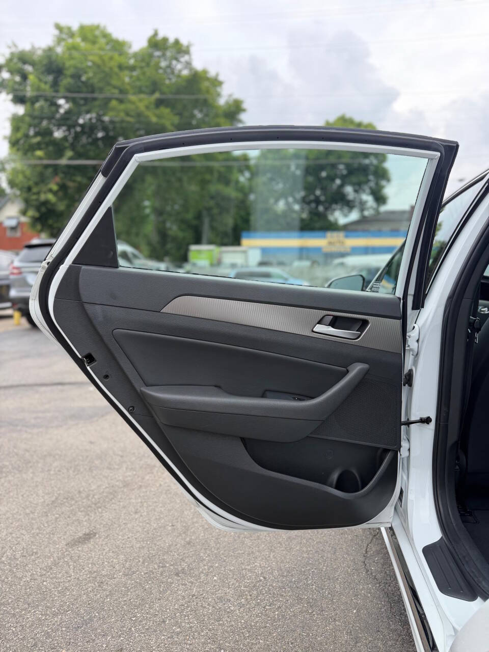 Used 2018 Hyundai Sonata Sport FWD image 11