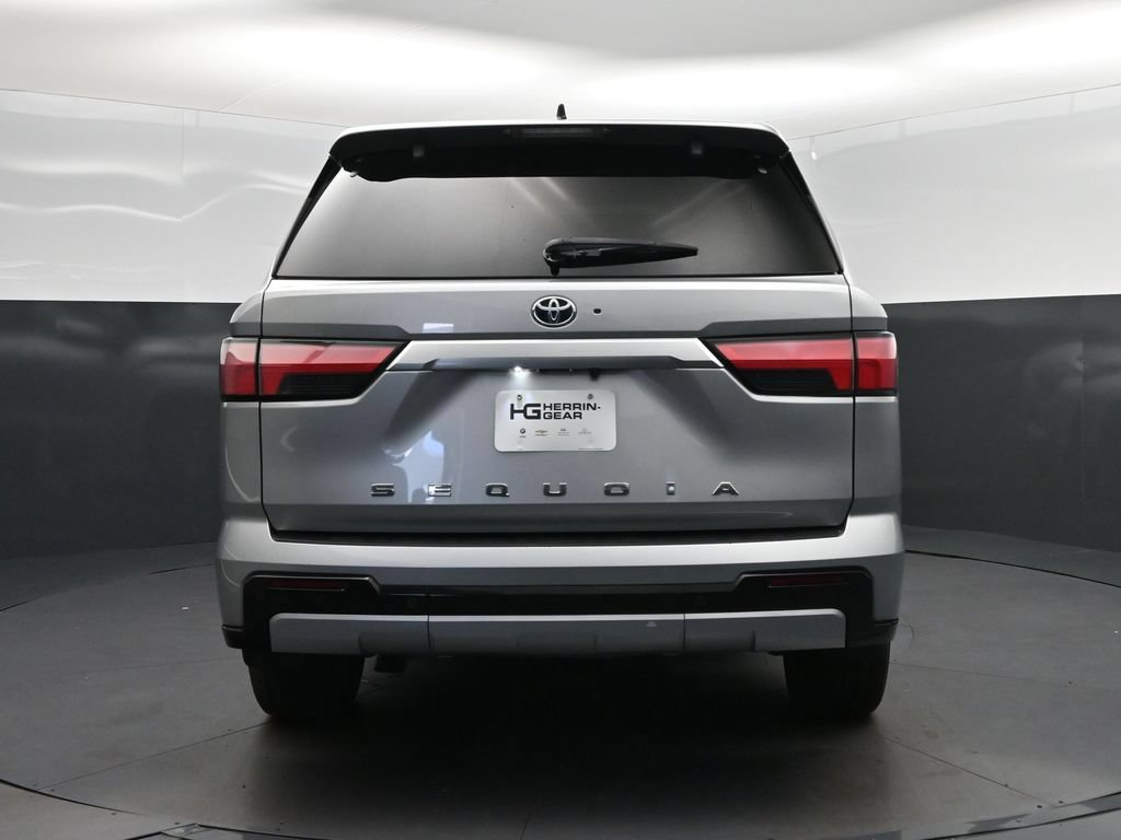 Used 2023 Toyota Sequoia Capstone AWD/4WD image 6