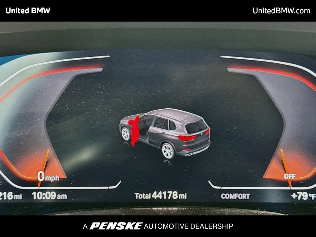 Used 2022 BMW X5 xDrive40i w/ Premium Package AWD/4WD image 14