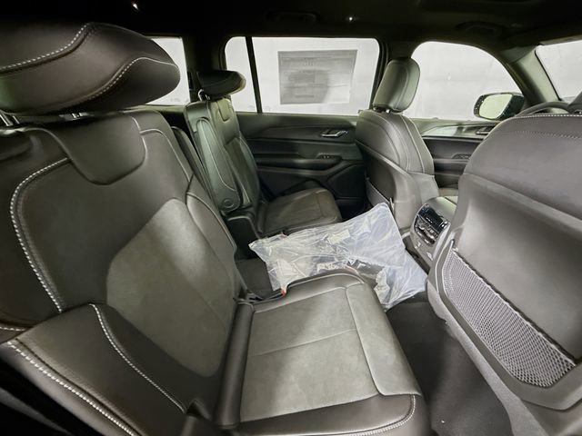 New 2025 Jeep Grand Cherokee L Altitude image 28