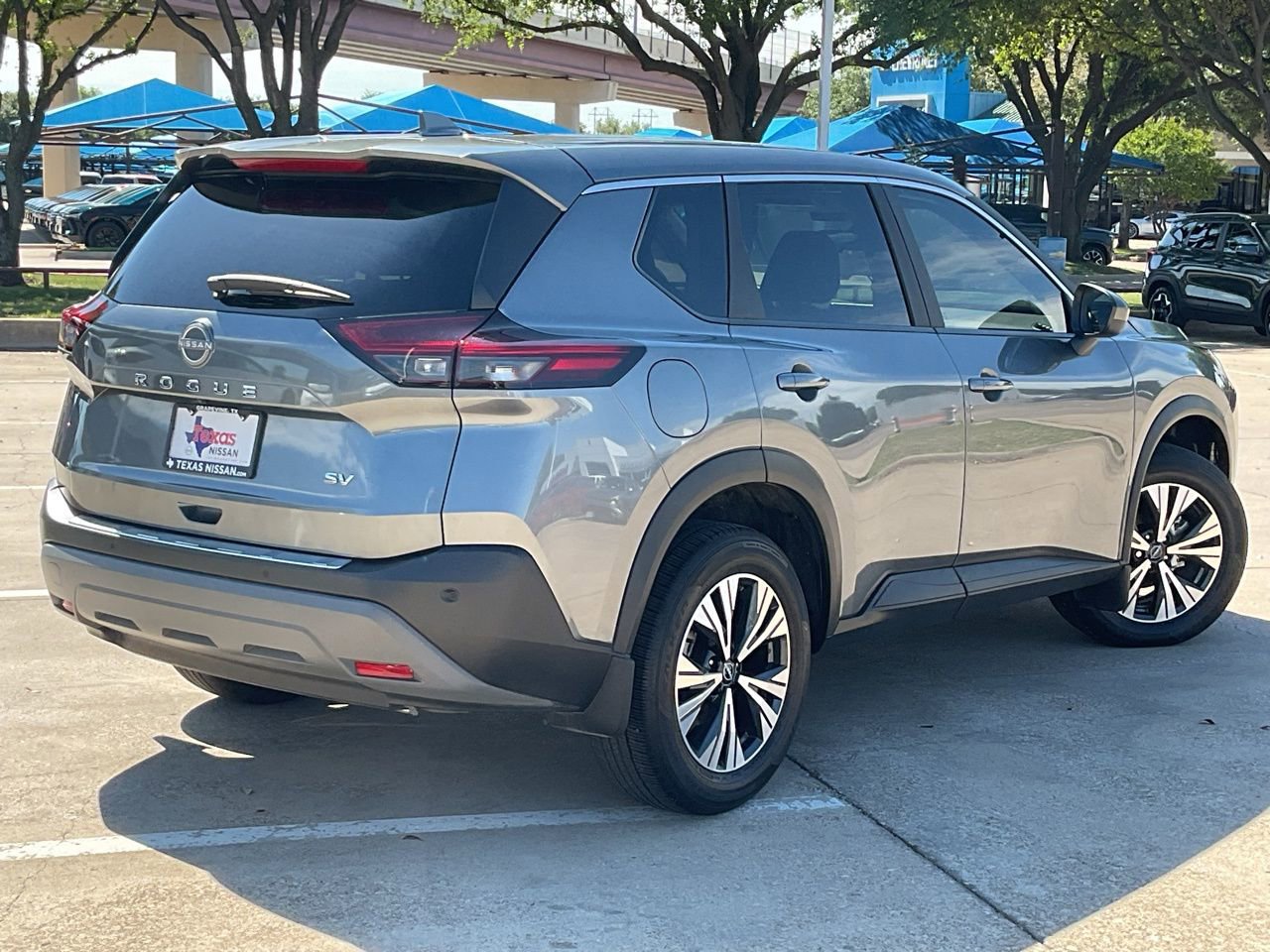 Certified 2023 Nissan Rogue SV image 5