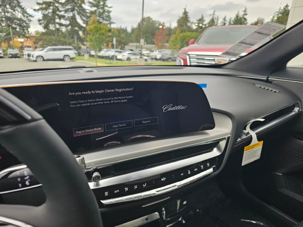 New 2027 Cadillac Lyriq Luxury AWD/4WD image 27