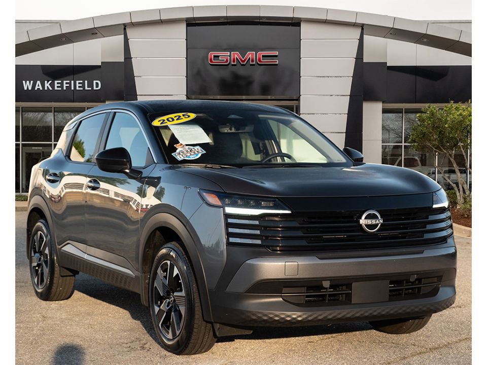 Used 2025 Nissan Kicks SV w/ Interior Electronics Package image 1