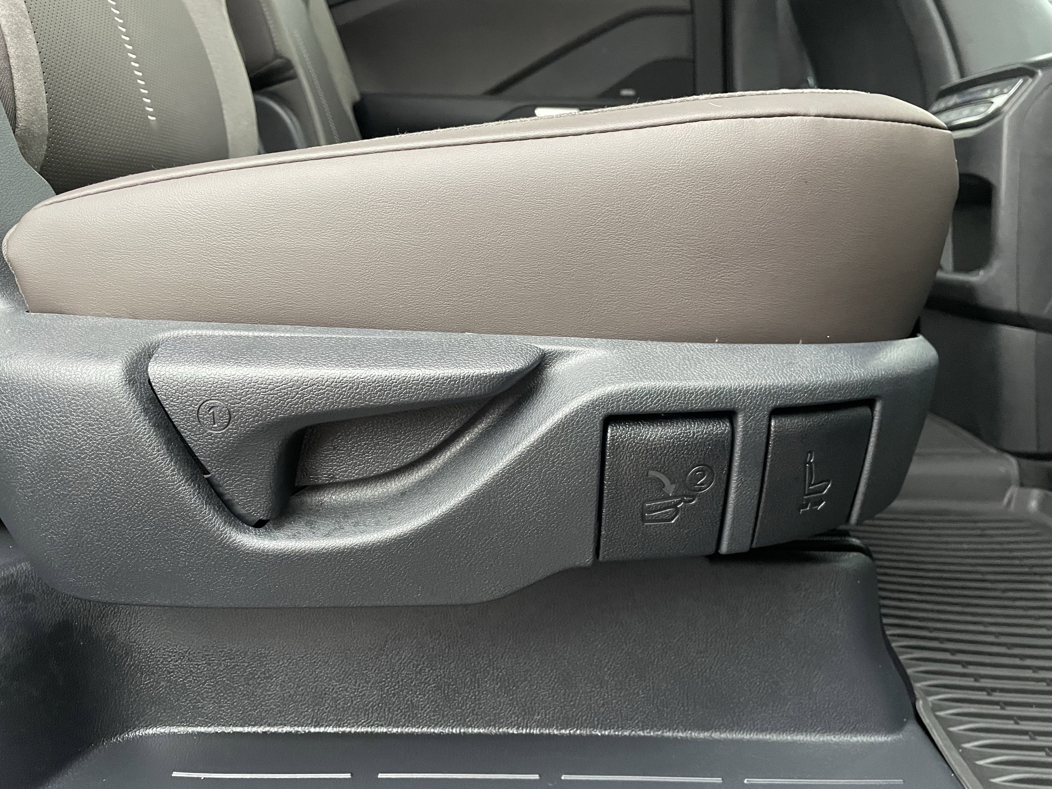 Used 2025 Lexus TX 350 AWD w/ Technology Package image 48