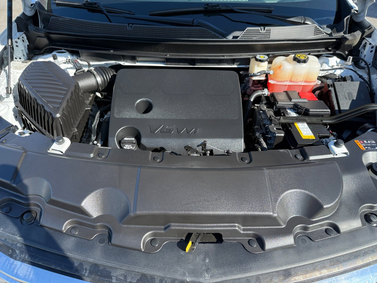 Used 2022 Chevrolet Traverse LS image 20