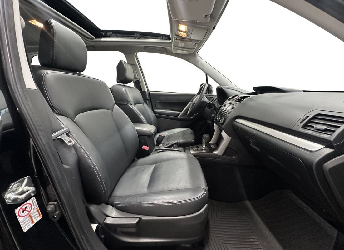 Used 2014 Subaru Forester 2.5i Limited AWD/4WD image 16