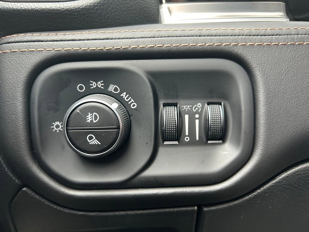 New 2026 RAM 1500 Tungsten w/ Towing Technology Group image 17