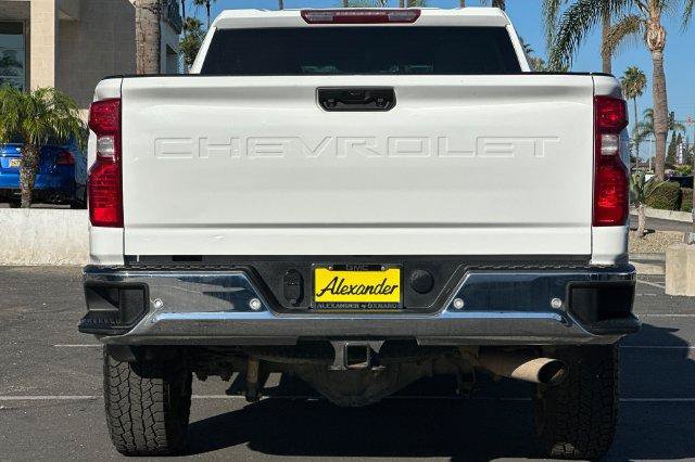 Used 2022 Chevrolet Silverado 2500 LT AWD/4WD image 5
