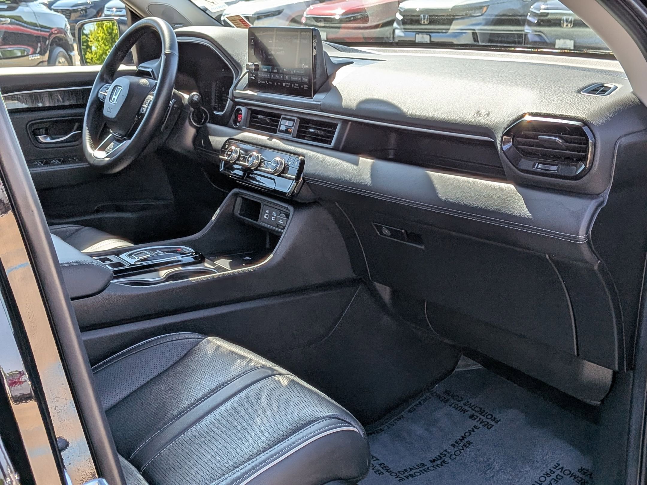 Certified 2025 Honda Pilot Elite image 34