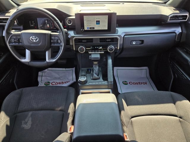Used 2025 Toyota 4Runner SR5 AWD/4WD image 15