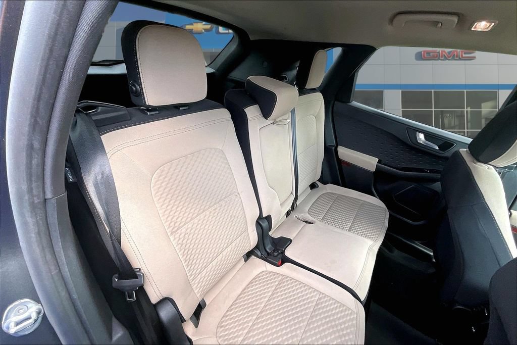 Used 2020 Ford Escape SE FWD image 25