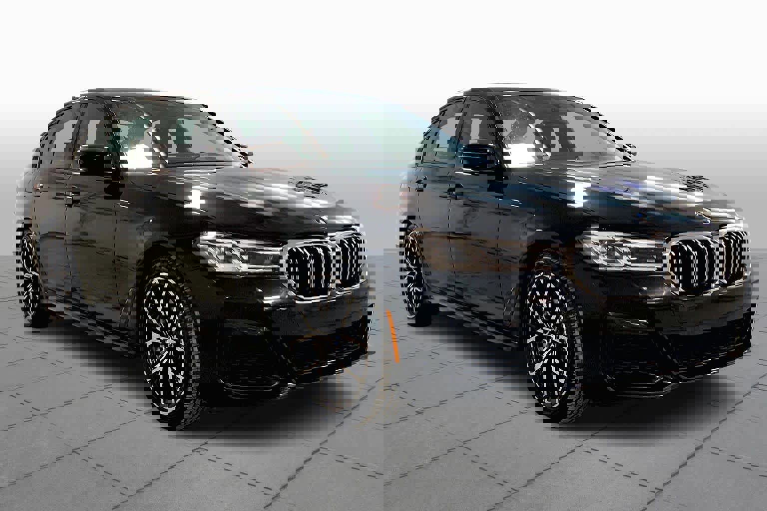 Used 2023 BMW 540i xDrive 540i xDrive w/ M Sport Package image 3