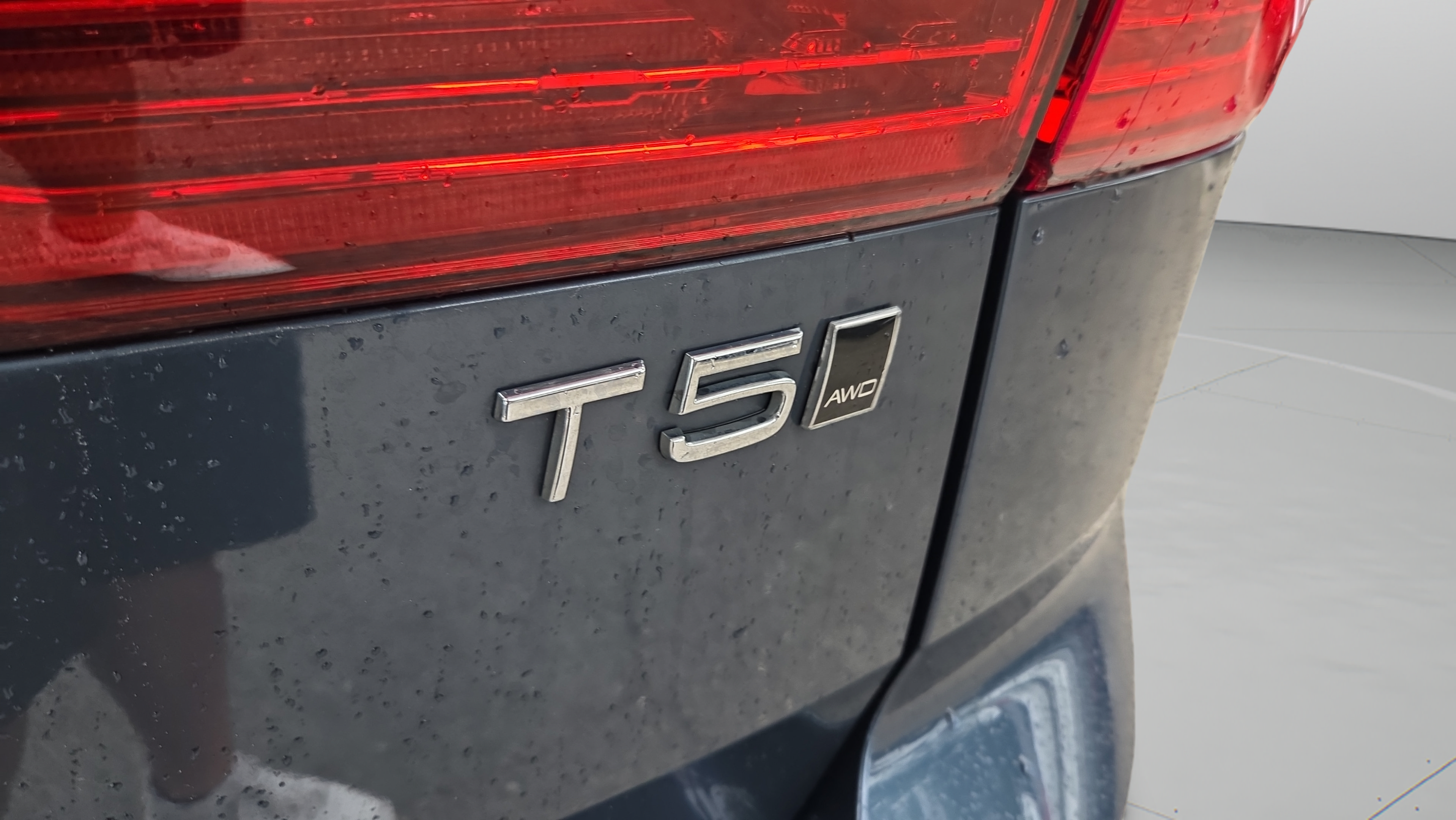 Used 2021 Volvo XC60 T5 Inscription AWD/4WD image 34