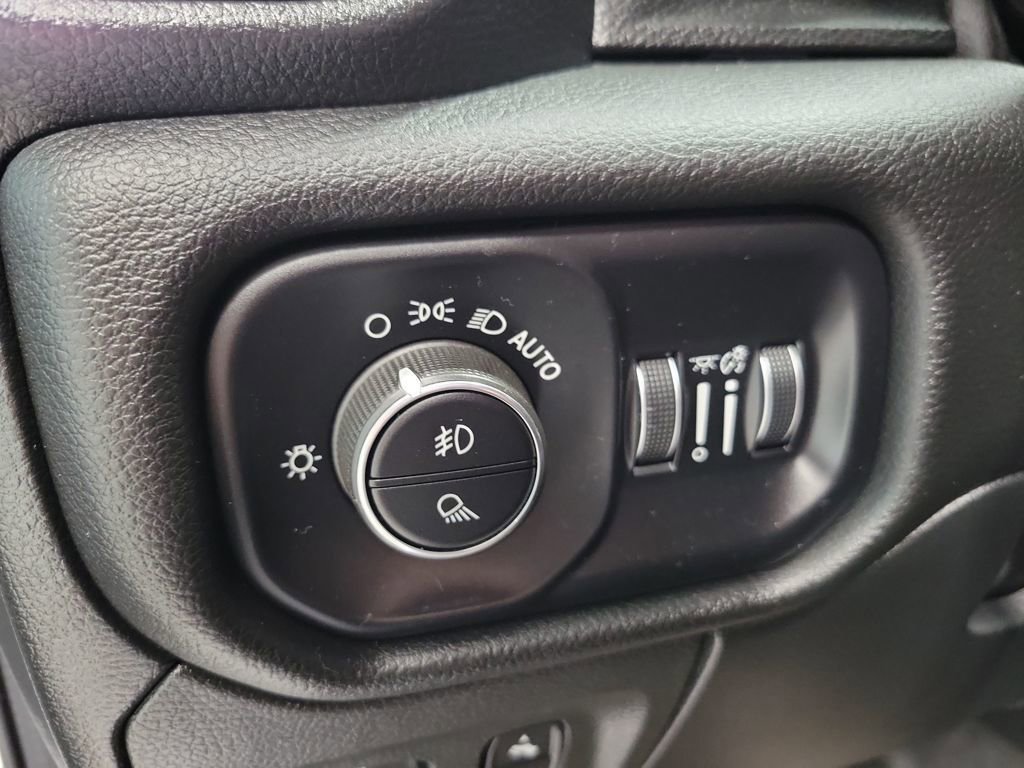 Used 2023 RAM 1500 Laramie image 40