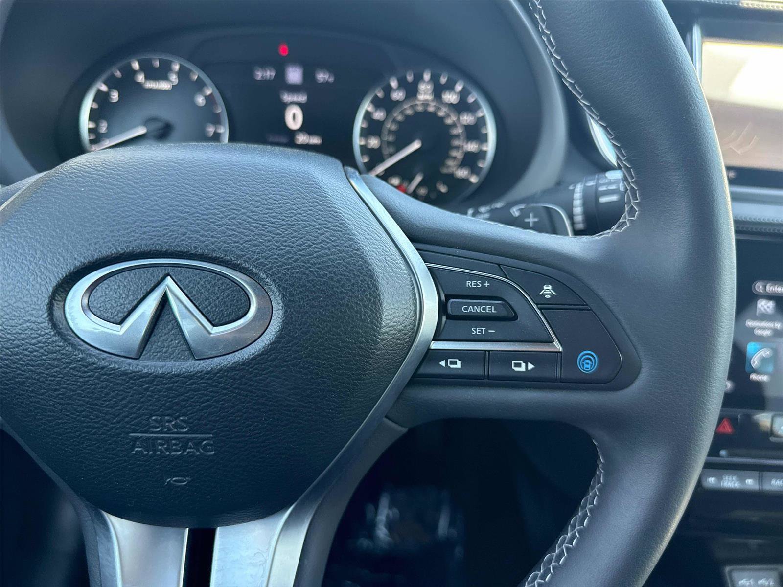 Used 2023 INFINITI QX50 Sport image 19