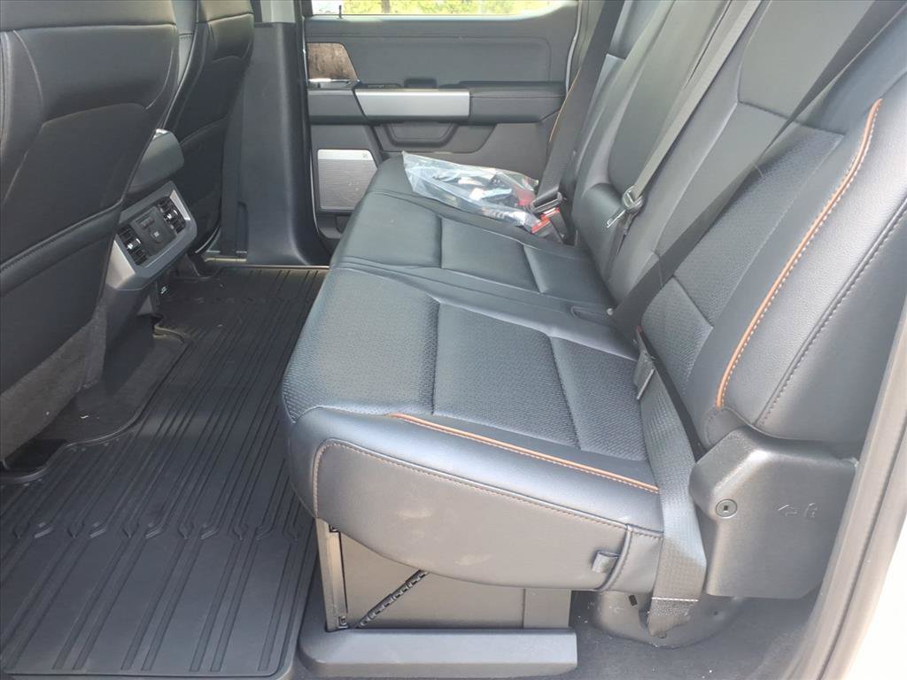 New 2026 Ford F250 4x4 Crew Cab Super Duty image 5