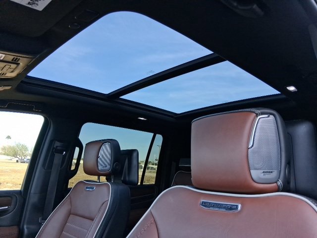 Used 2023 GMC Yukon XL Denali Ultimate image 21