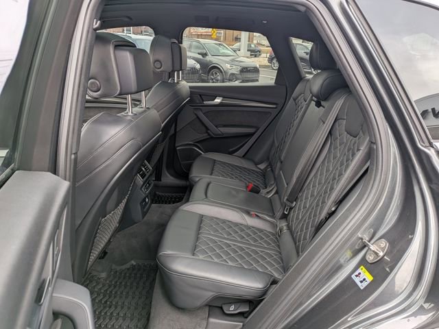 Used 2019 Audi SQ5 Premium Plus w/ Premium Plus Package image 17