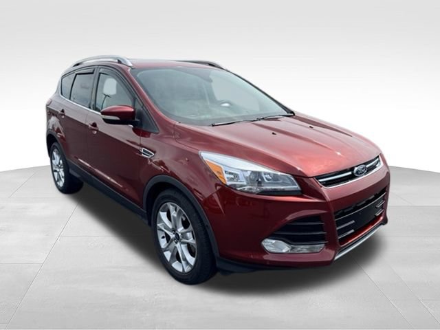 Used 2015 Ford Escape Titanium w/ Equipment Group 301A FWD image 3