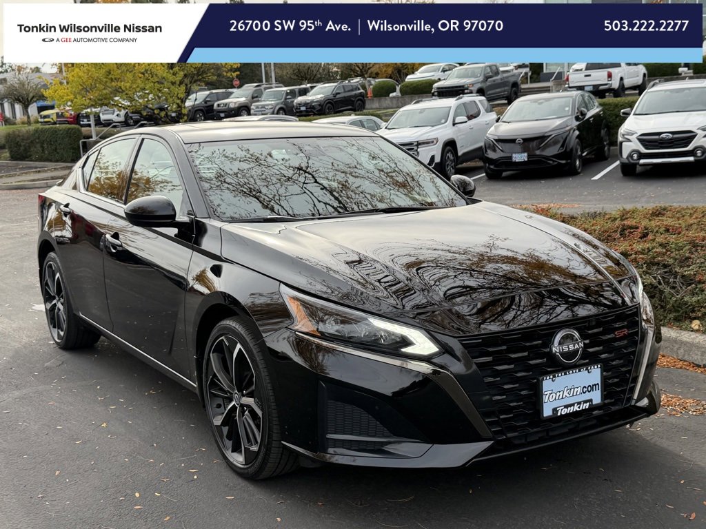 Used 2023 Nissan Altima 2.5 SR w/ SR Premium Package