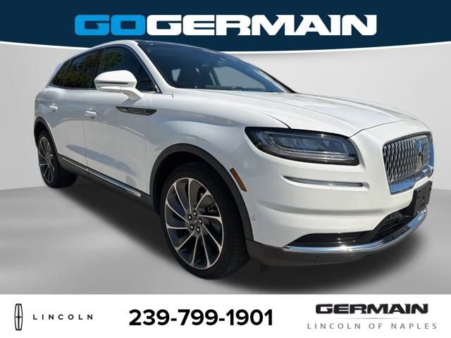 Used 2021 Lincoln Nautilus Reserve w/ Equipment Group 201A image 9