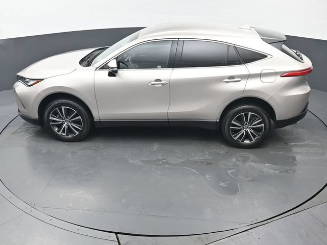 Used 2024 Toyota Venza LE AWD/4WD image 43