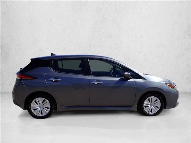 Used 2025 Nissan Leaf S FWD image 5