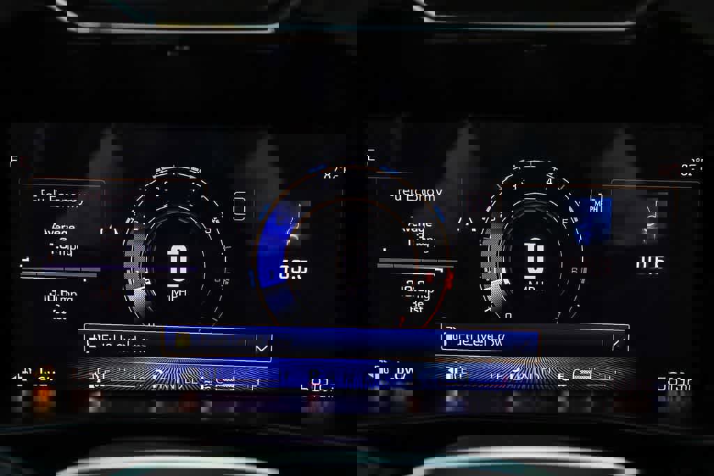 Used 2024 Chevrolet Colorado LT w/ LT Convenience Package image 23