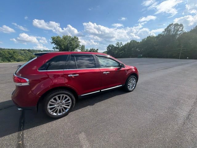 Used 2013 Lincoln MKX AWD image 5
