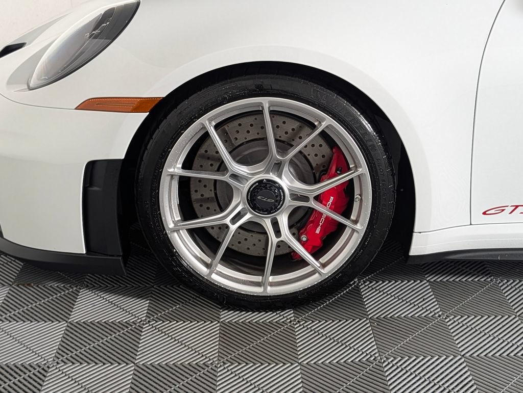Certified 2026 Porsche 911 GT3 RWD image 10