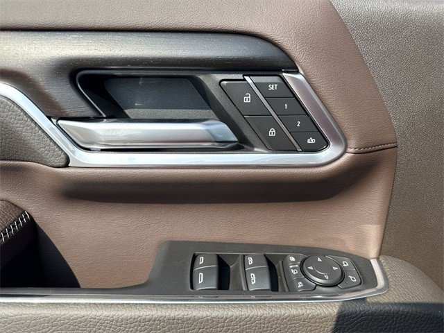 New 2025 GMC Sierra 2500 Denali w/ Denali Reserve Package image 13