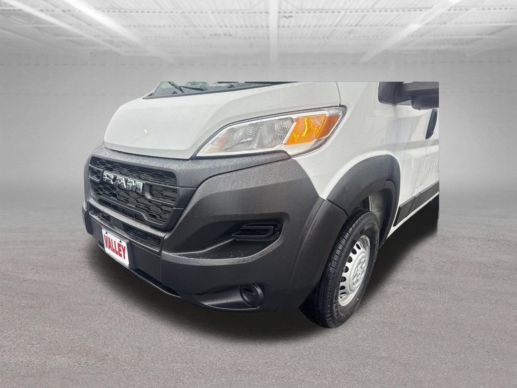 Used 2024 RAM ProMaster 2500 FWD image 9