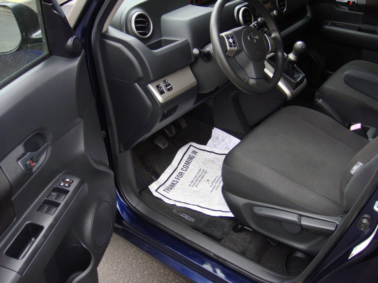 Used 2008 Scion xB image 10