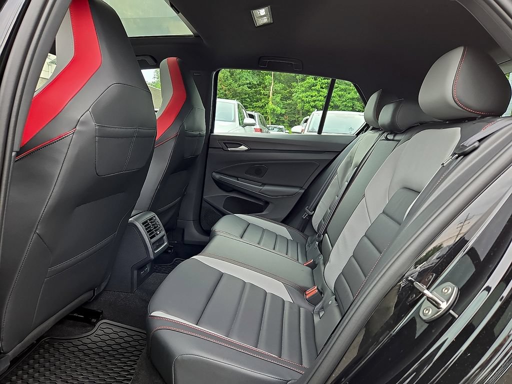 Certified 2025 Volkswagen GTI SE FWD image 10