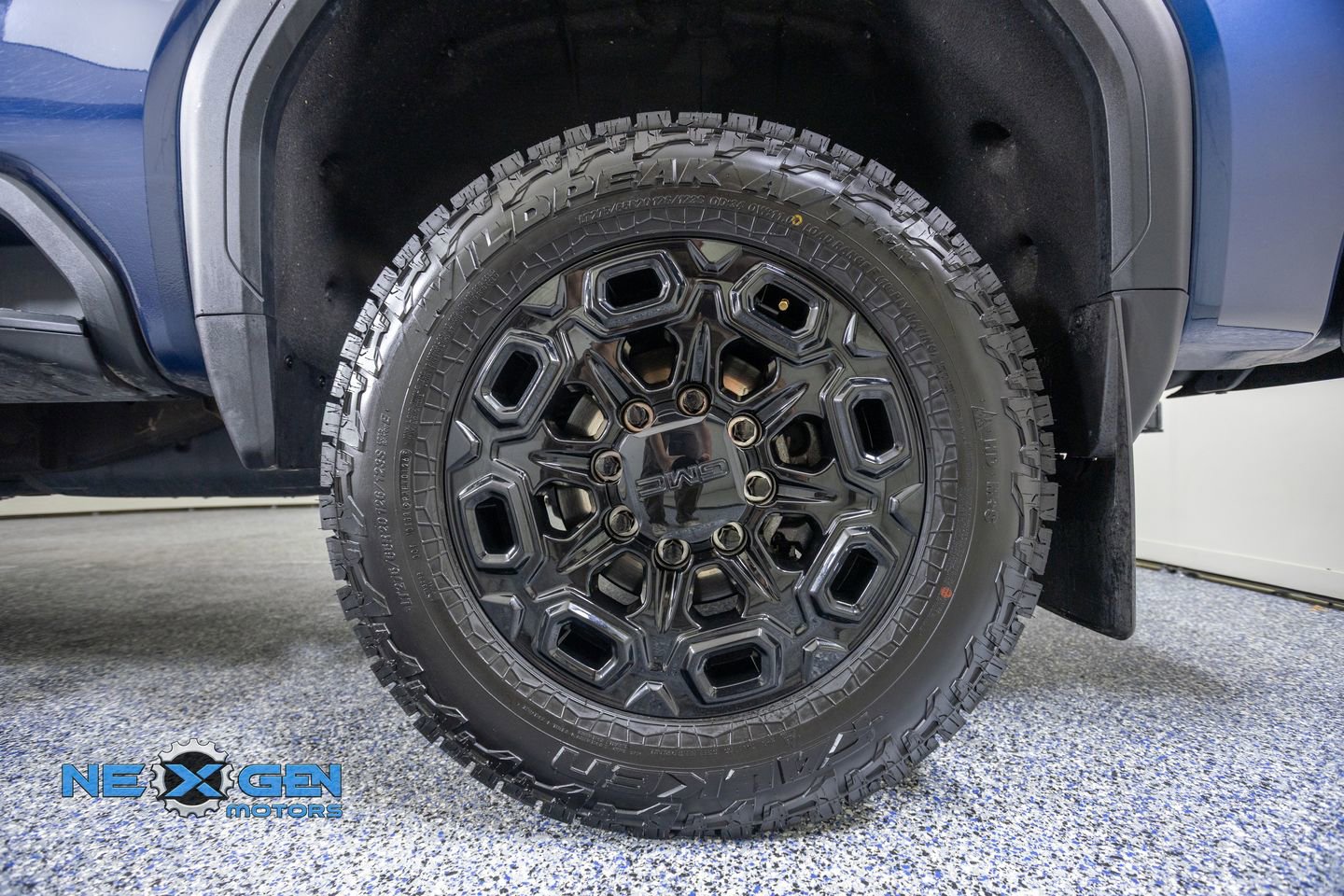 Used 2023 GMC Sierra 2500 AT4 w/ AT4 Preferred Package AWD/4WD image 49