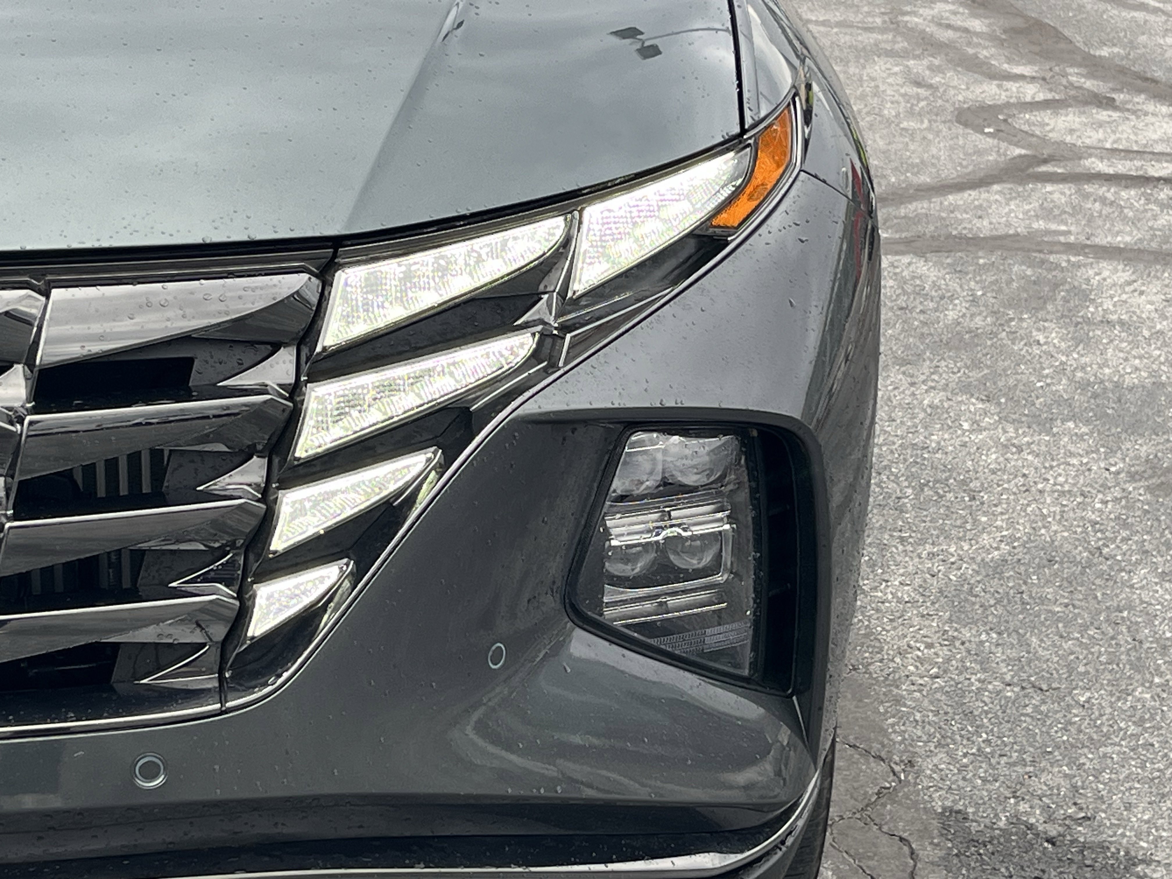 Used 2024 Hyundai Tucson Limited image 11