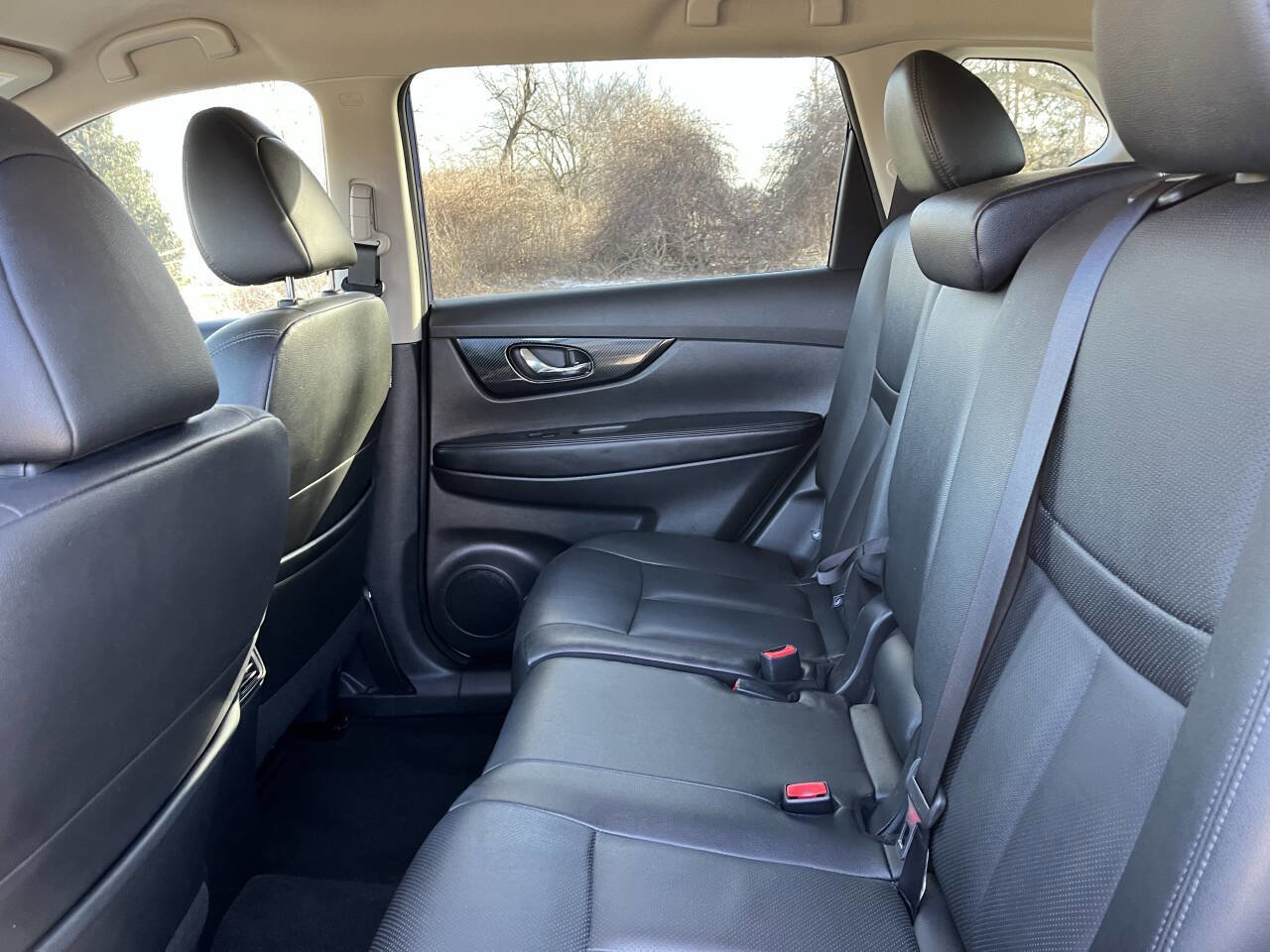 Used 2020 Nissan Rogue SL AWD/4WD image 28