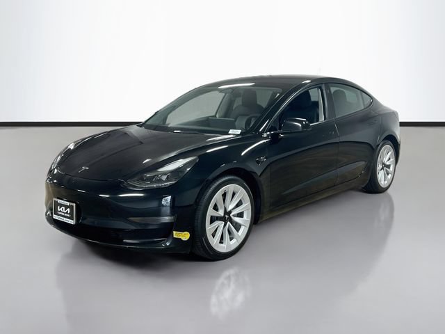 Used 2022 Tesla Model 3 Long Range AWD/4WD image 3