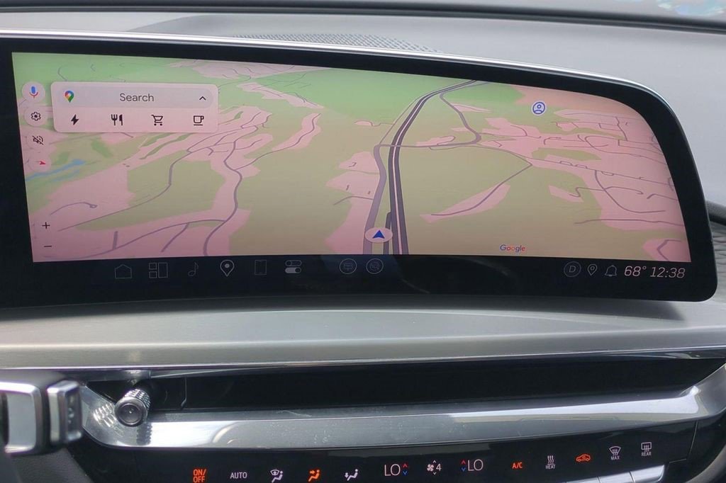 Certified 2024 Cadillac Lyriq Luxury image 6