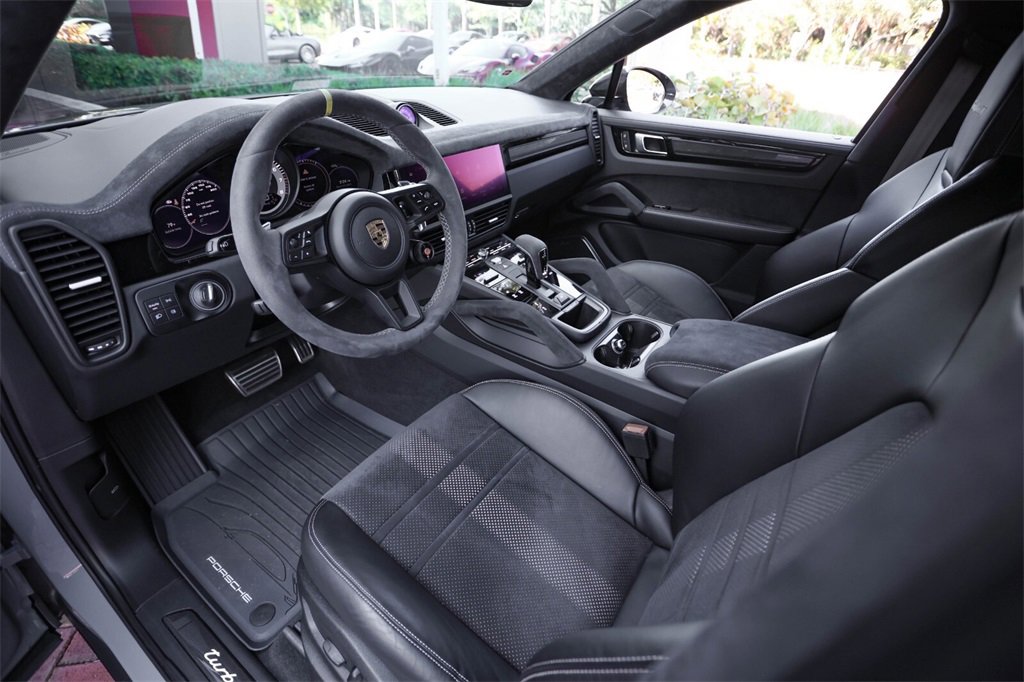Used 2023 Porsche Cayenne Turbo GT image 36
