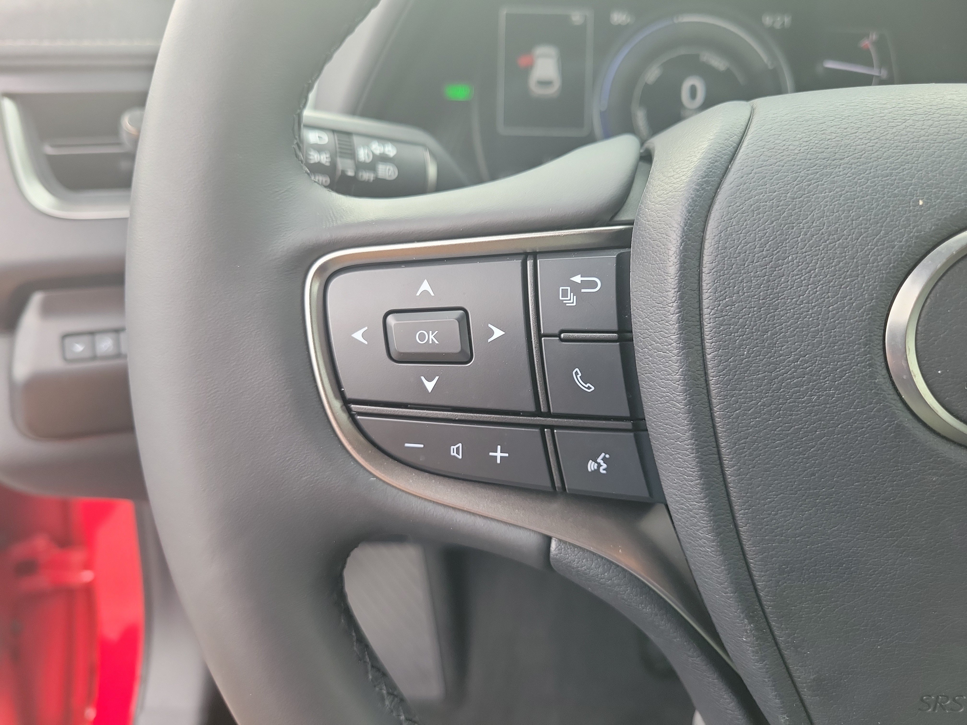 Used 2024 Lexus UX 250h F Sport FWD image 25
