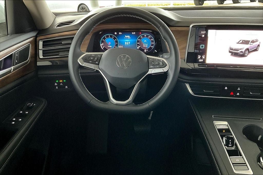 New 2026 Volkswagen Atlas SE FWD image 4